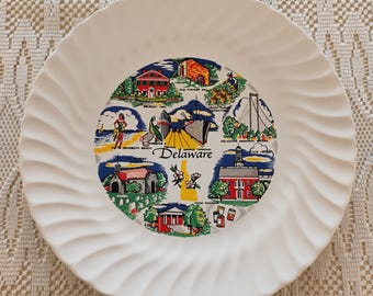 Delaware Vintage Souvenir Plate W1.145