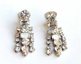 Sparkly Dangly La Rel clip on earrings