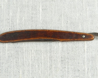 Vintage Wooden Handle Knife ret