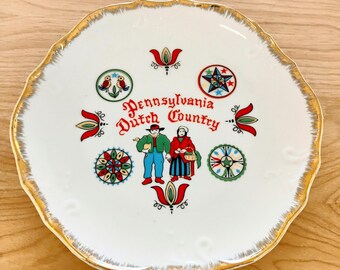 Pennsylvania Dutch Country Souvenir Plate W1.31