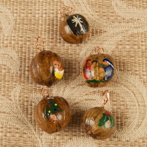 Lot of Hand Crafted Christmas Ornaments bjs