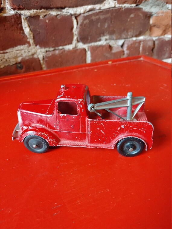 tootsie toy tow truck