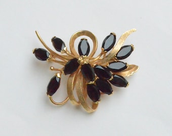 Fancy Ribbon Pin