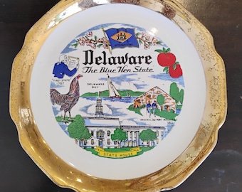 Delaware the Blue Hen State Gold Edged Souvenir Plate W1.191