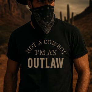 Outlaw Graphic Tee: Western Cowboy Comfort Colors T-shirt bild 1