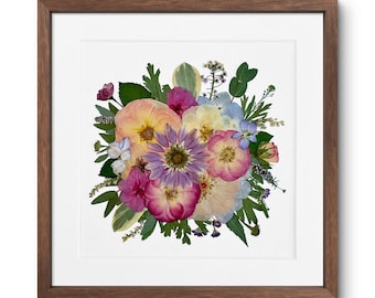 Dried Real Flower Frame, Handmade Pressed Floral Art, Botanical Wall Decor, Nature-Inspired Gift for Living Room or Bedroom, First Home Gift