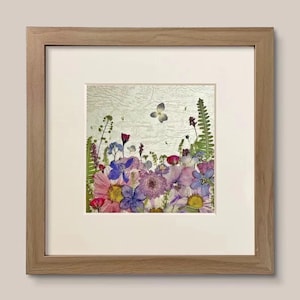 Handmade Pressed Flower Frame | Spring Garden | Real Flower | Natural Floral Wall Art | Home Decor | Gift for her | Gift for mom | Housewarm