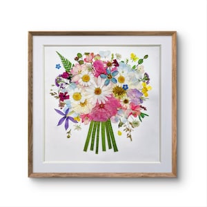 PRESSED FLOWER Wall Art | Flower Bouquet - Pink | Handmade Dry Flower in Frame | Botanical Art | Wall Art | Home Decor | Gift for her