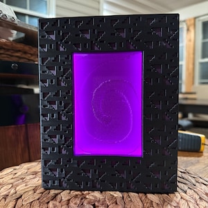 Minecraft-inspired Nether Portal 3D print - USB plug in light up desk portal lamp