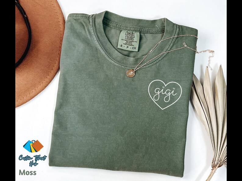 Comfort Colors Gigi Heart Shirt, Cute Gigi T-Shirt Gift, Stylish Casual Grandma Shirt, Graphic Tee Shirt, Trendy Gigi Shirt, Cool Mom Gift afbeelding 4