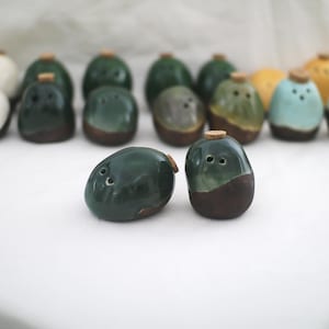 Handmade ceramic salt and pepper shakers | Unique | High quality handmade pottery | Minimal ceramic| Modern kitchen