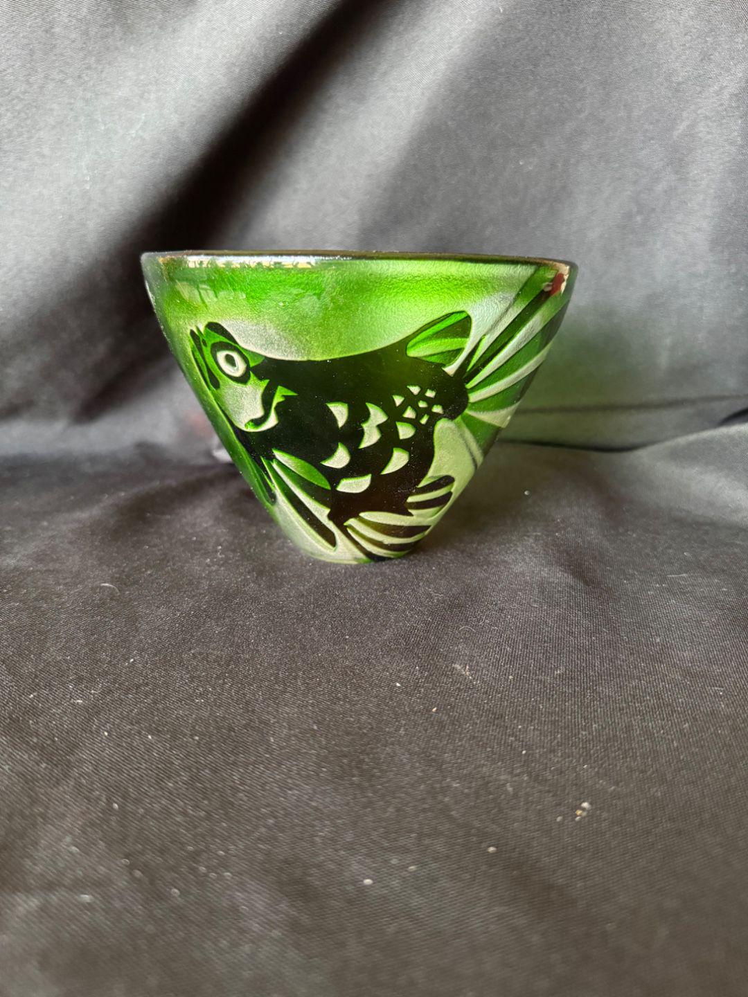 Signed Paul Hoff for Kosta Boda Green Cameo Glass Fish Bowl - Etsy