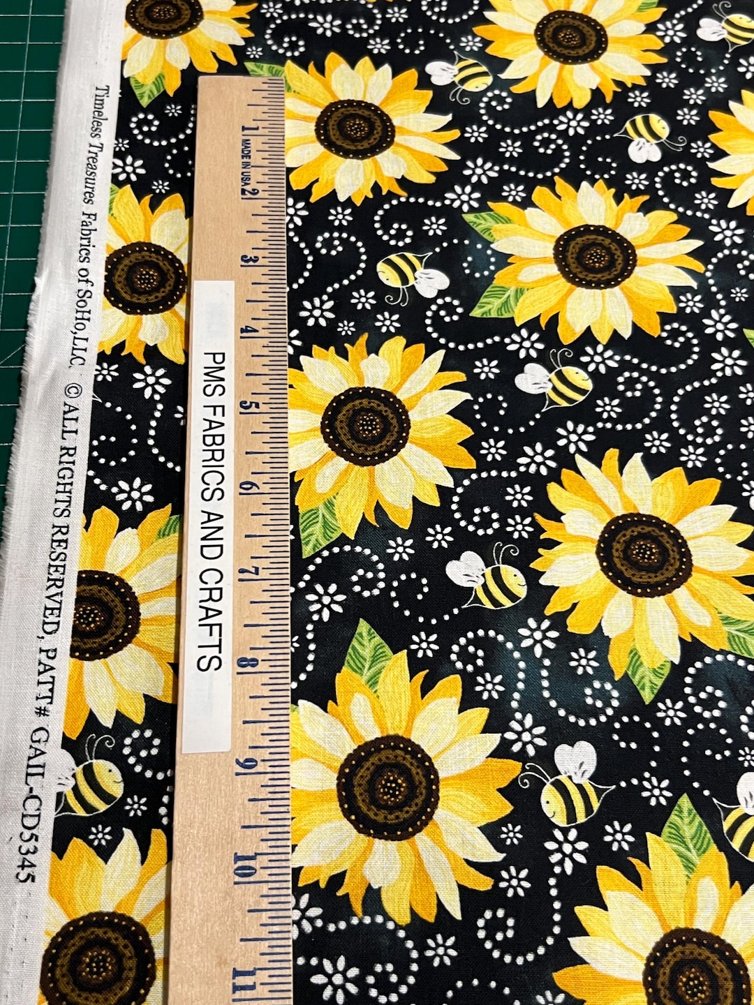 TT Sunflowers & Bees 100% Digital Cotton Fabric by the Yard 36 X 44