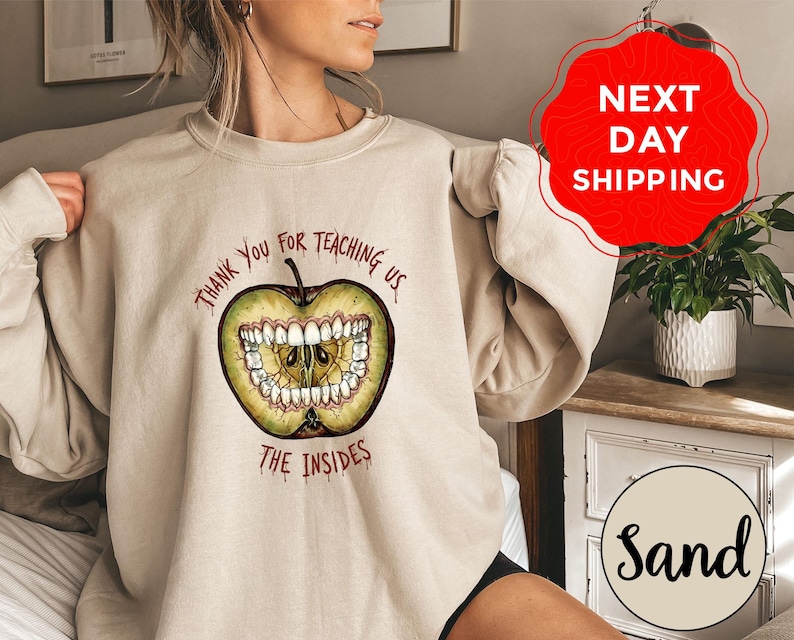 Magnus Archives Apple Teeth Sweatshirt, Tack för att du lärde oss, Gåva till Magnus Archives-fan, Skräckpodcast-fantröja bild 2