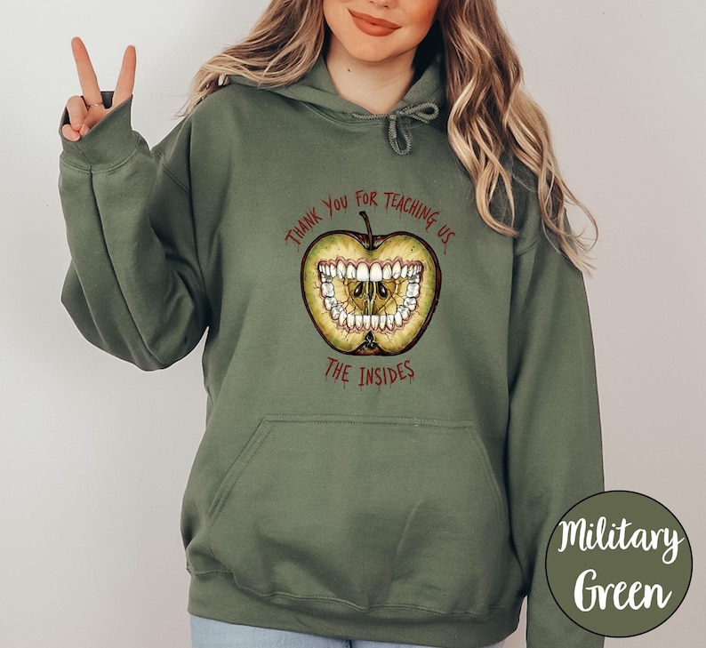 Magnus Archives Apple Teeth Sweatshirt, Tack för att du lärde oss, Gåva till Magnus Archives-fan, Skräckpodcast-fantröja bild 10