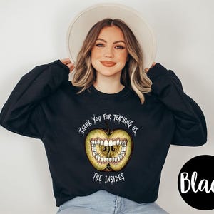 Magnus Archives Apple Teeth Sweatshirt, Tack för att du lärde oss, Gåva till Magnus Archives-fan, Skräckpodcast-fantröja bild 8