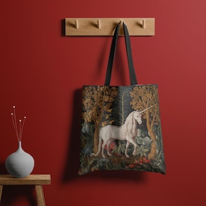 Eenhoorn-draagtas, middeleeuwse fantasietas in tapijtstijl, schoudertas mythisch wezen kunst, esthetisch cadeau Dark Academia Aesthetic