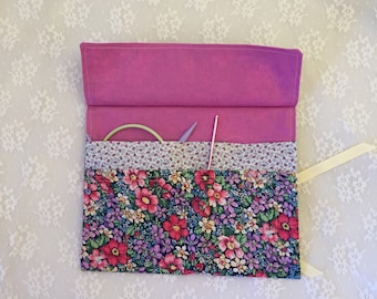HANDMADE WHITE GREEN AND LILAC DITSY FLOWERED DRAWSTRING KNITTING NEEDLE BAG