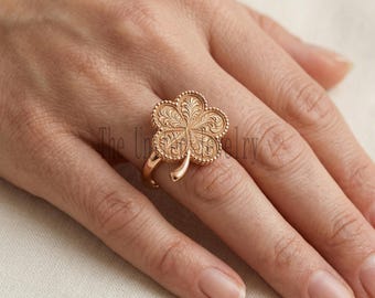 Rose Gold Clover Ring – Sterling Silver Lucky Charm