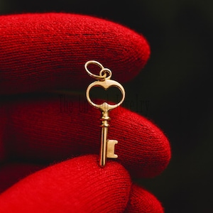 20mm 925 Sterling Silver Tiny Key Charm Pendant Jewelry