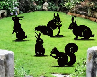 Rustieke metalen paal konijn en eekhoorn, boerderijtuin decorset, dierensilhouet buiten voor natuurliefhebber, metalen eekhoorn konijn konijn
