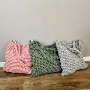 Handgefertigte, große Häkeltasche aus Baumwolle - Boho Shopper, Strandtasche, Einkaufstasche, Sommertasche, Nachhaltige Mode für den Alltag