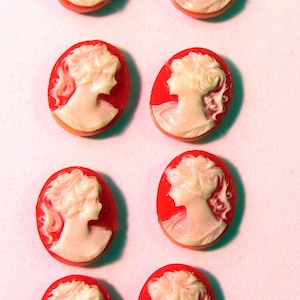 8 Victorian Lady Oval Resin Cameos 12X10 mm