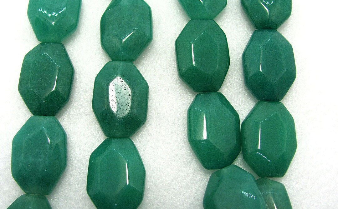 Perle Ovale En Jade Vert - 25x18 Mm - Pierre Naturelle Pour Création Bijoux - Numéro EAN 4558550002037