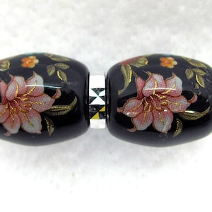 2 Japanese Tensha Bead Set Barrel Pink on Black 15x13 mm