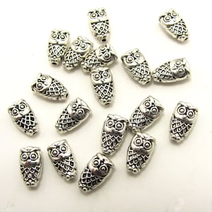 24 Antique Silver Pewter Tiny Owl Beads 10x6 mm