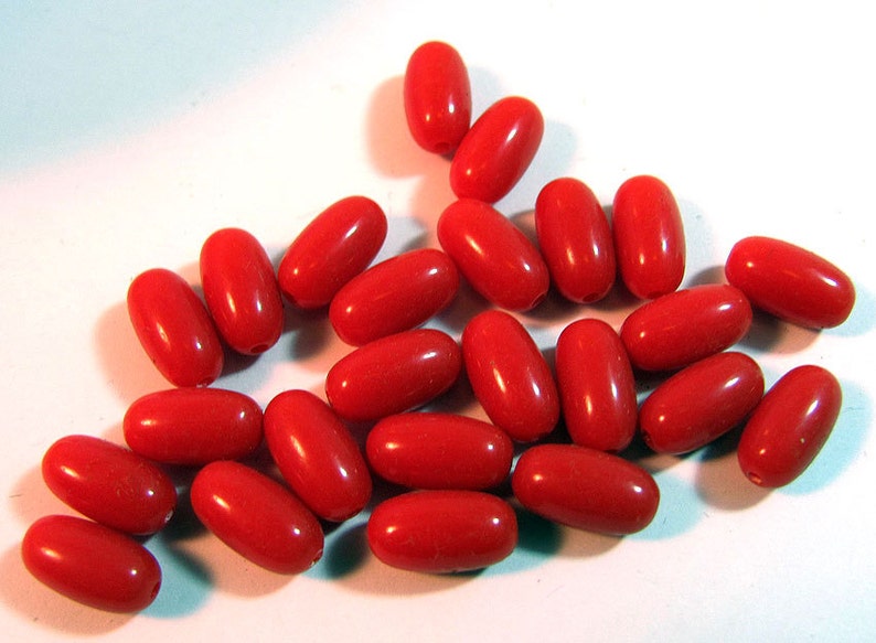 100 Red Oval Tic Tac Acrylic Fashion Beads 12x8mm image 2