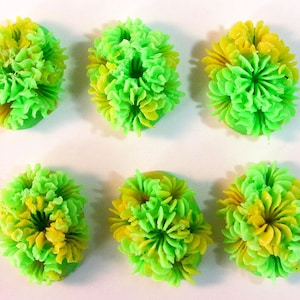 6 Vintage Green Yellow Resin Flower Cabochons 18x13 mm Oval