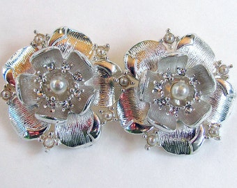 2 Rhinestone Pearl Silver Flower Shoe Clips 1 pair 30 mm