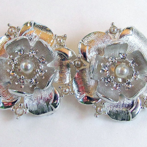 2 Rhinestone Pearl Silver Flower Shoe Clips 1 pair 30 mm