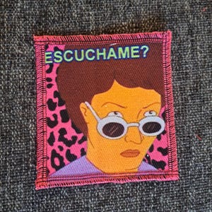 Naszywka Peggy Hill, Król Wzgórza, kreskówka