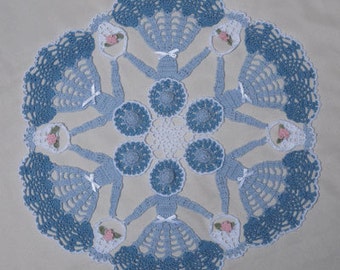 0582 Circle of Love Crinoline Doily Crochet Pattern