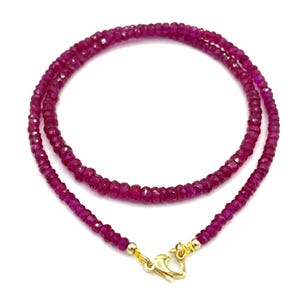 Natural Red Spinel Beaded Necklace with 18K Gold Heart Clasp, Gold Heart Necklace, Red Spinel Jewelry, Dainty Gemstone Necklace,Gift For Her
