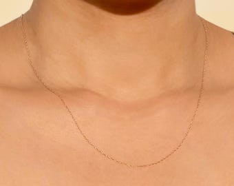 Cadena fina de oro de 0,6 mm, delicado collar de oro de 14 quilates, cadena de oro reciclado, oro amarillo macizo genuino de 14 quilates, cadena de 45,7 cm, collar de capas