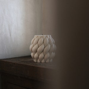LAWA Knot Ball Candle - Large Beautiful Handmade Pillar Scented Soy Wax Candle Elegant Bubble Aesthetic Candle Housewarming Gift