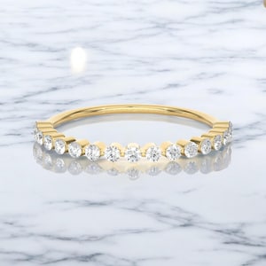 14k Solid Gold Dainty 17 Diamond Wedding Band, Diamond Band for Her, 17 Diamond Diamond Ring, Diamond Ring for Her, Diamond Ring Her Gift