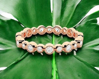 14k Solid Gold Eternity Bezel Set Diamantring, Bezel Set Diamantring für Sie, Eternity Diamantring, Geschenk für Sie
