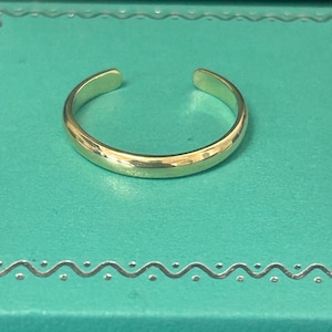 14k Solid Gold Women&#39;s Toe Ring, 2.3mm and 3.0mm Dome Toe Ring for Her, Gold Toe Ring, Minimalist Toe Rings, Toe Ring, Summer Jewelry