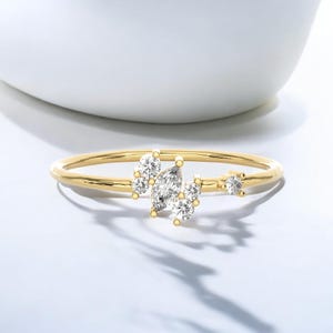 Anillo de diamantes marquesa de oro macizo de 14 k, banda de diamantes para ella, anillo de diamantes minimalista, anillo de diamantes para ella, anillo de bodas de diamantes para ella