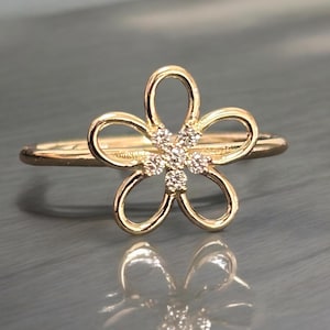 14k Solid Gold Dainty Diamond Flower Ring, Minimalist Diamond Flower Ring, Diamond Flower Statement Ring for Her, Gift for Her