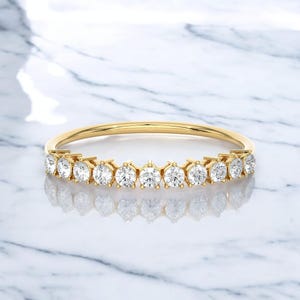 14k Solid Gold Dainty Diamond Wedding Band, Diamond Band for Her, 13 Diamond Diamond Ring, Diamond Ring for Her, Diamond Ring Her Gift