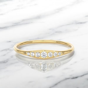 14k Massivgold Zierlicher Diamant Ring, Minimalistischer Diamantring für Sie, Stapelbarer Diamantring, Passender Diamant Ehering, Geschenk für Sie