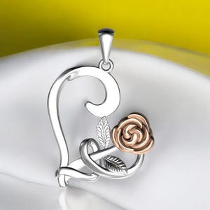14k Solid Gold Heart and Rose Necklace, Two Tone Gold Rose Pendant for Her, Rose Necklace, 3D Rose Necklace for Her, Rose Gold Pendant Gift
