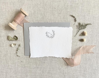 Cancelleria personale, Carta fatta a mano, Carta per appunti monogramma, Carte con bordo strappato, Carta con bordo increspato, Personalizzata, 10 carte piatte 4x6 con busta