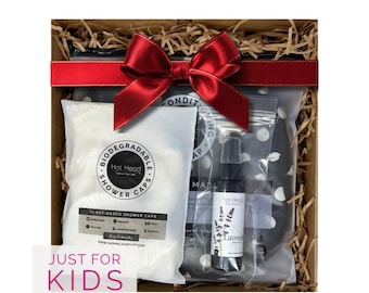 Hair Deep Conditioning Gift Set: Audrey Little Hot Head, Lavender Spritzer, Shower Caps