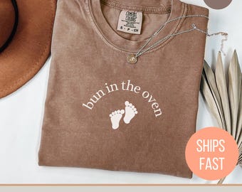 Schwangerschaft offenbaren Comfort Colors® Shirt, Brötchen im Ofen Schwangerschaftansage Shirt, Erwartet Mutter, Shirt, Mama zu sein Mutterschaft Shirt